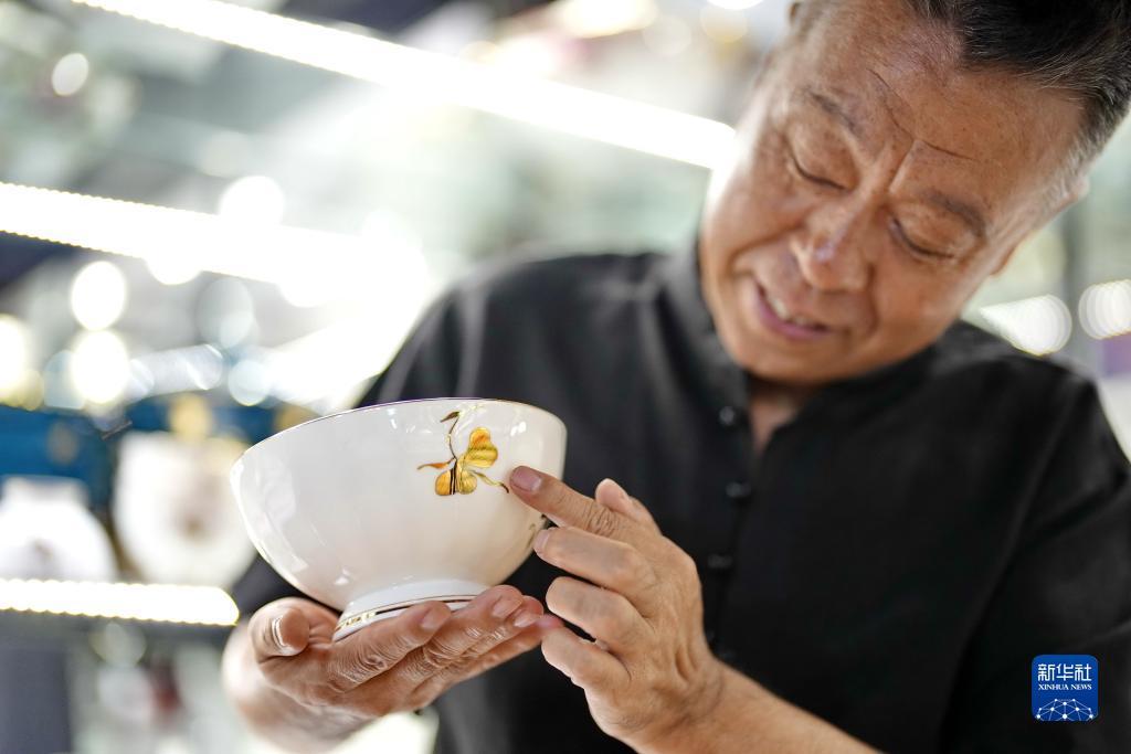 大连娱网旗牌官网下载